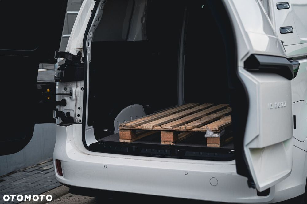 Volkswagen ID. Buzz Cargo L1 204 KM - 14