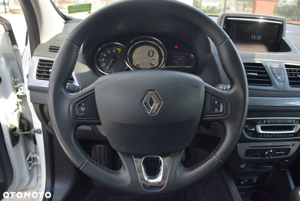 Renault Megane 1.6 16V 110 LIMITED - 24