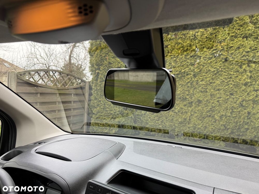 Toyota Proace City - 24