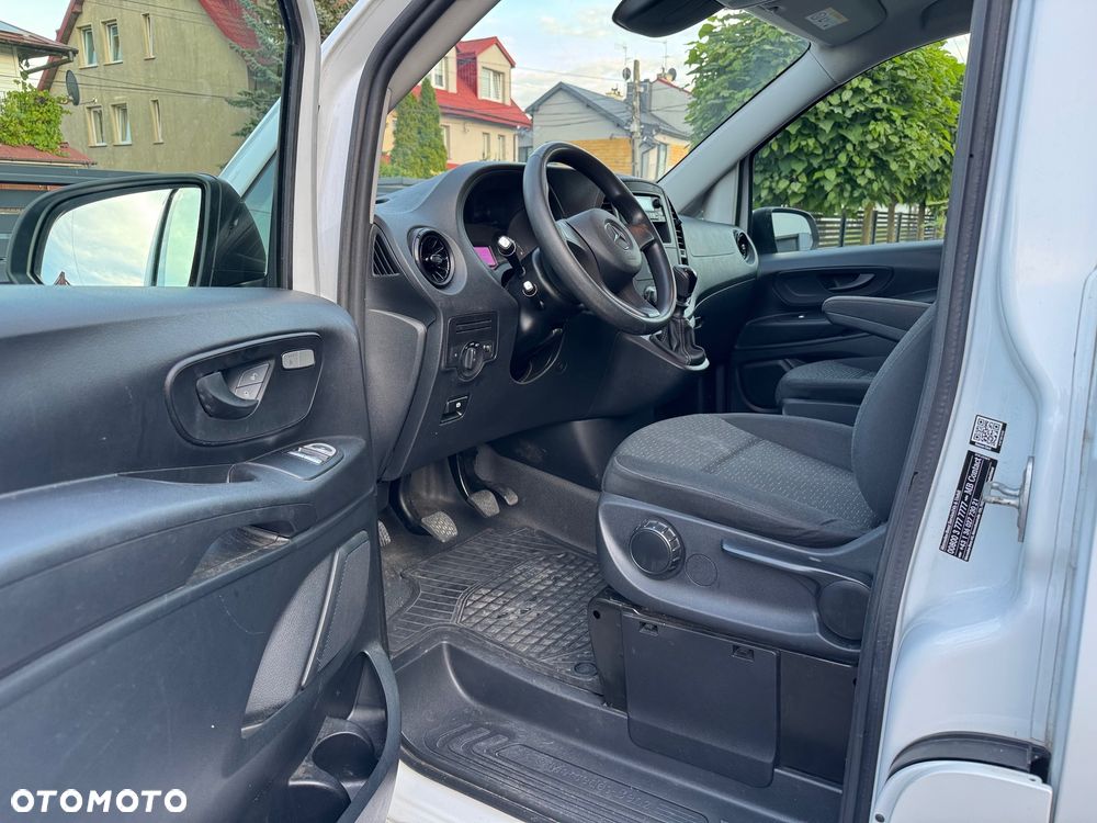 Mercedes-Benz Vito - 12