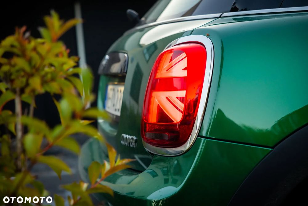 MINI Cooper Standard - 19