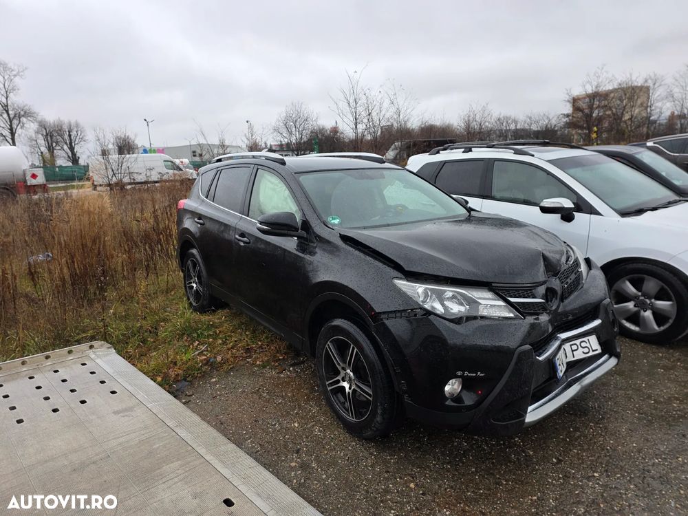 Toyota RAV4 2.2 D-4D 4x4 Automatik Comfort - 1