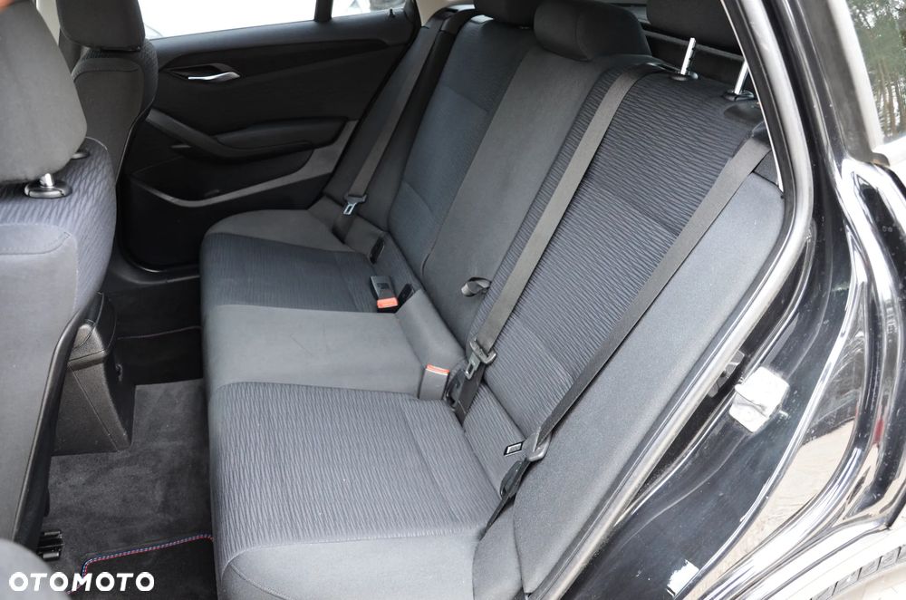 BMW X1 sDrive18d Sport Line - 31