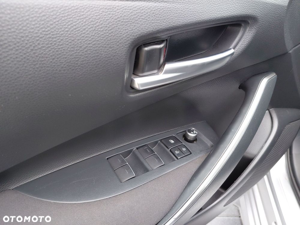 Toyota Corolla - 20
