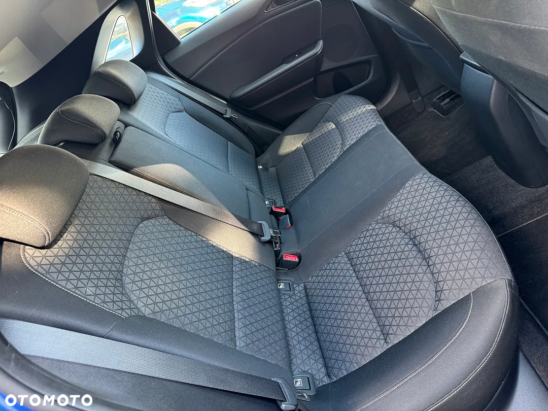 Kia Ceed 1.4 T-GDI DCT OPF Platinum Edition - 34