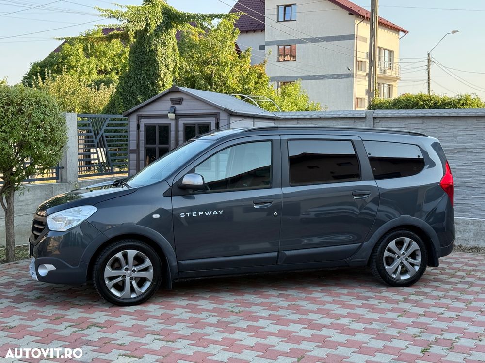 Dacia Lodgy 1.5 dCi Stepway - 17
