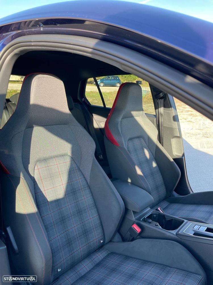 VW Golf 2.0 TSI OPF DSG GTI - 11