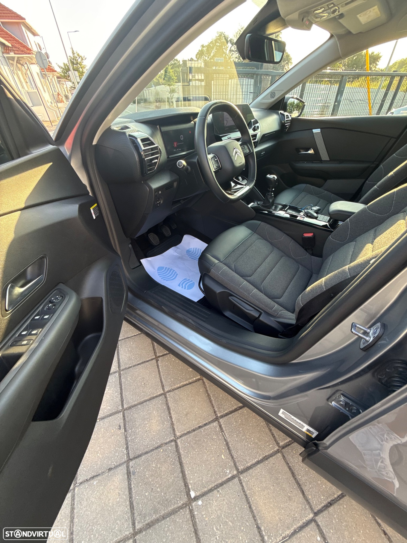Citroën C4 PureTech 130 Stop&Start FEEL PACK - 13
