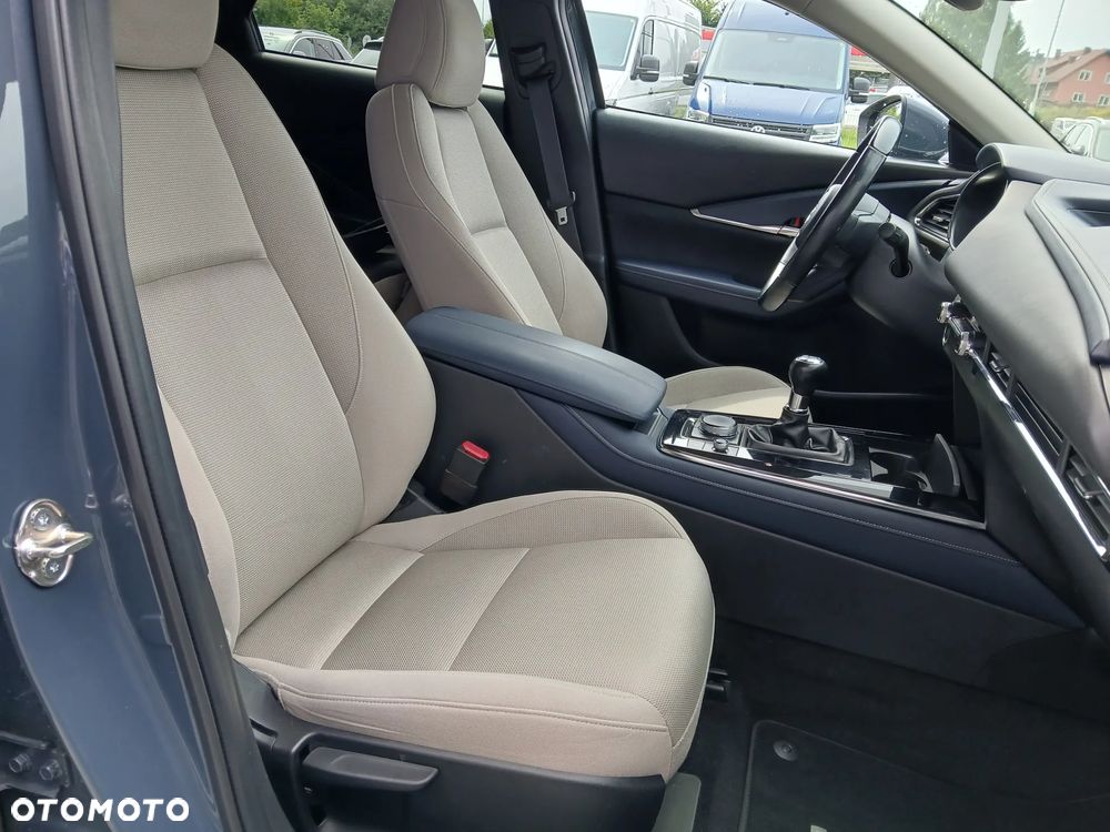 Mazda CX-30 2.0 mHEV Hikari 2WD - 12