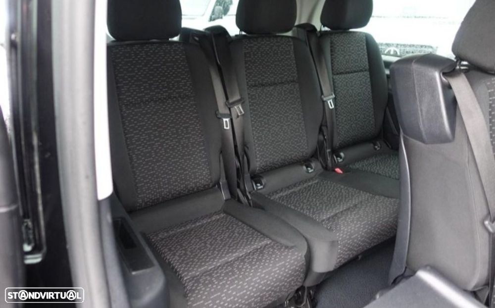 Mercedes-Benz eVito Tourer 126 Longa PRO - 11