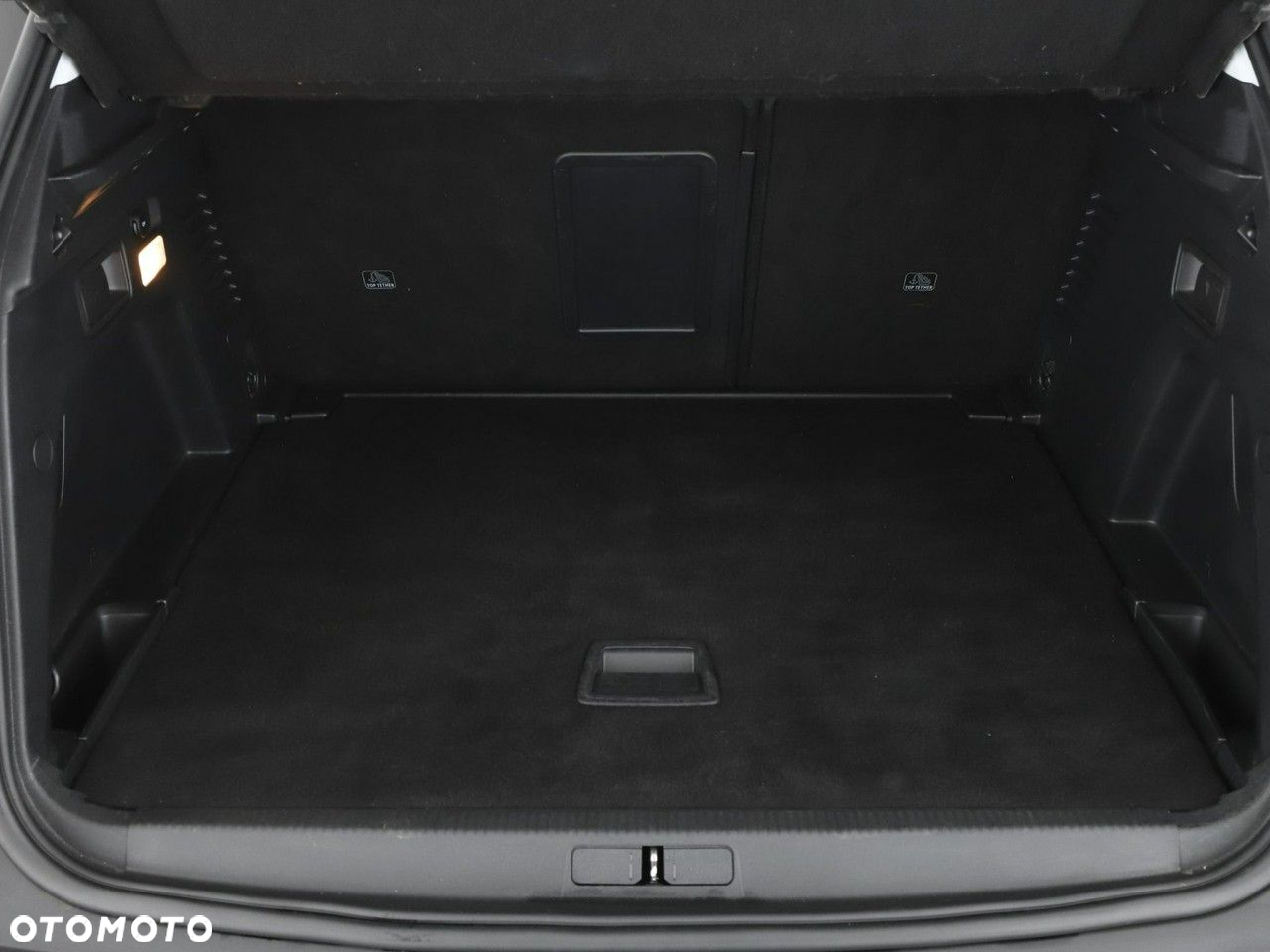 Peugeot 3008 1.2 PureTech Allure S&S EAT6 - 20