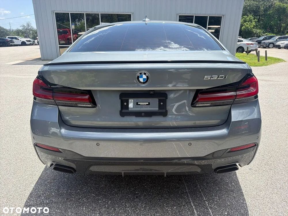 BMW Seria 5 530i - 7