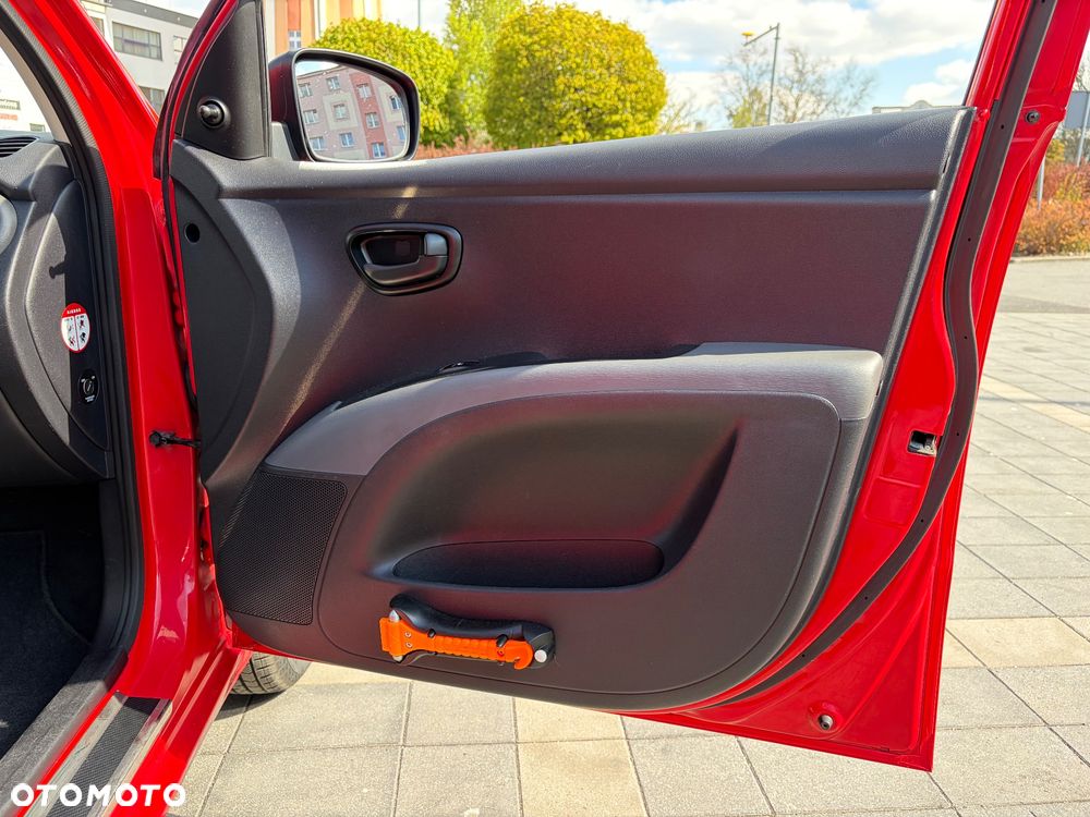 Hyundai i10 1.1 Edition Plus - 24