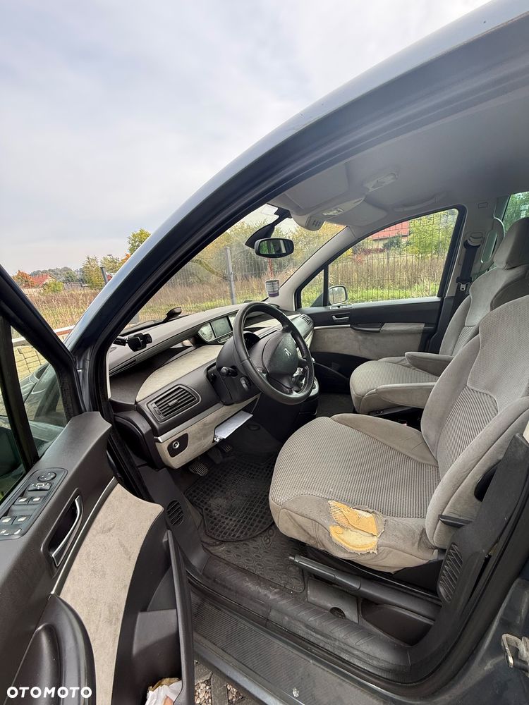Peugeot 807 - 7