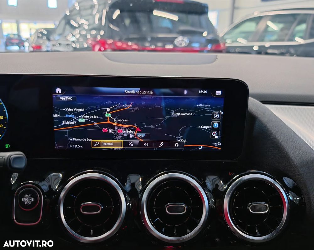 Mercedes-Benz GLA 250 e 8G-DCT - 11