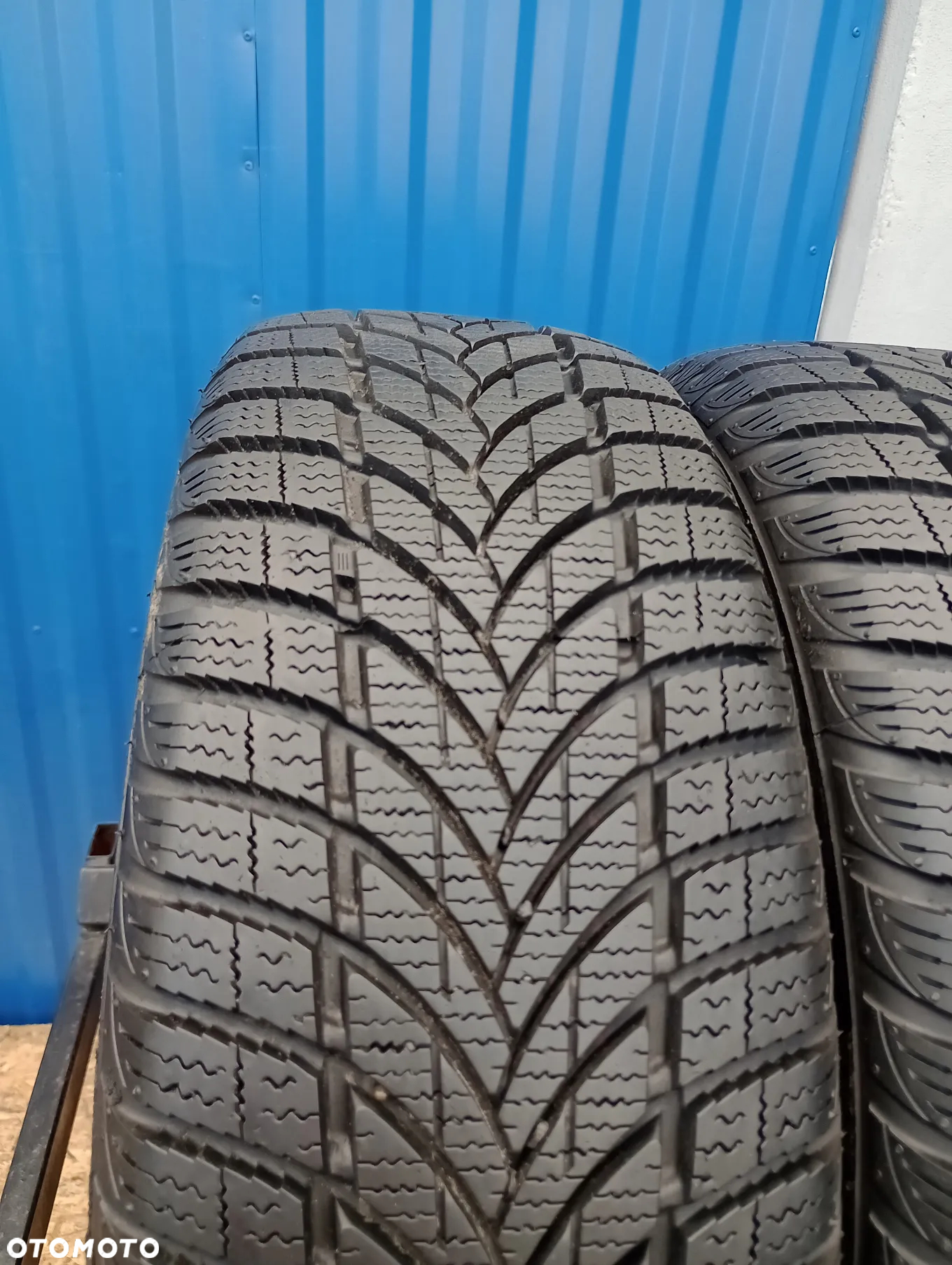 OPONY ZIMOWE 2x 175/55 R15 77T MAXXIS PRESA SNOW WINTERMAXX - 3