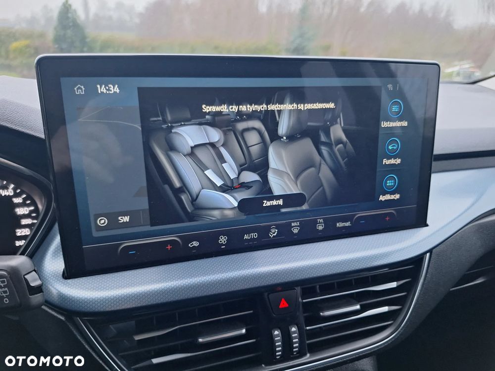 Ford Focus 1.0 EcoBoost mHEV Active X - 10