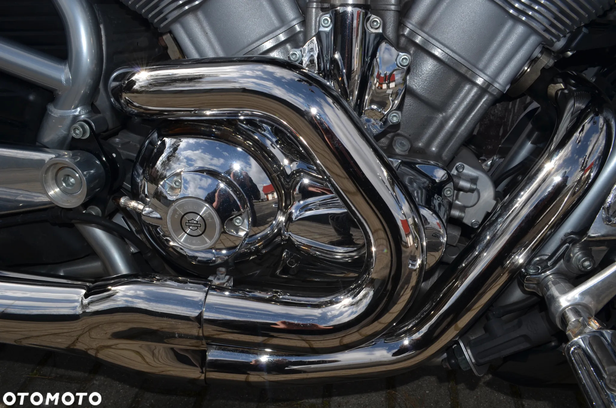 Harley-Davidson V-Rod Street Rod - 21