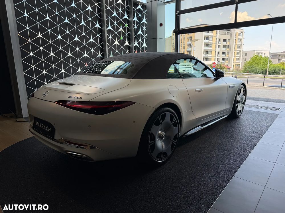 Mercedes-Benz SL 680 Maybach Monogram Series - 4