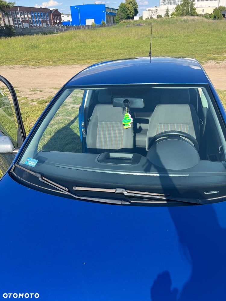 Volkswagen Polo - 6