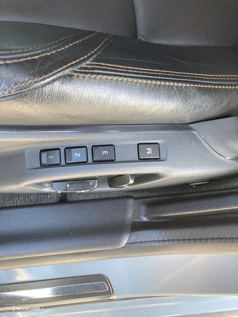 Volvo S60 Cross Country 2.0 D3 Pro Geartronic - 28