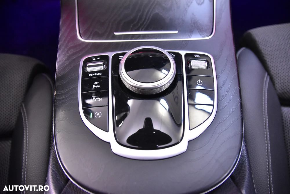 Mercedes-Benz E 200 Aut. - 17