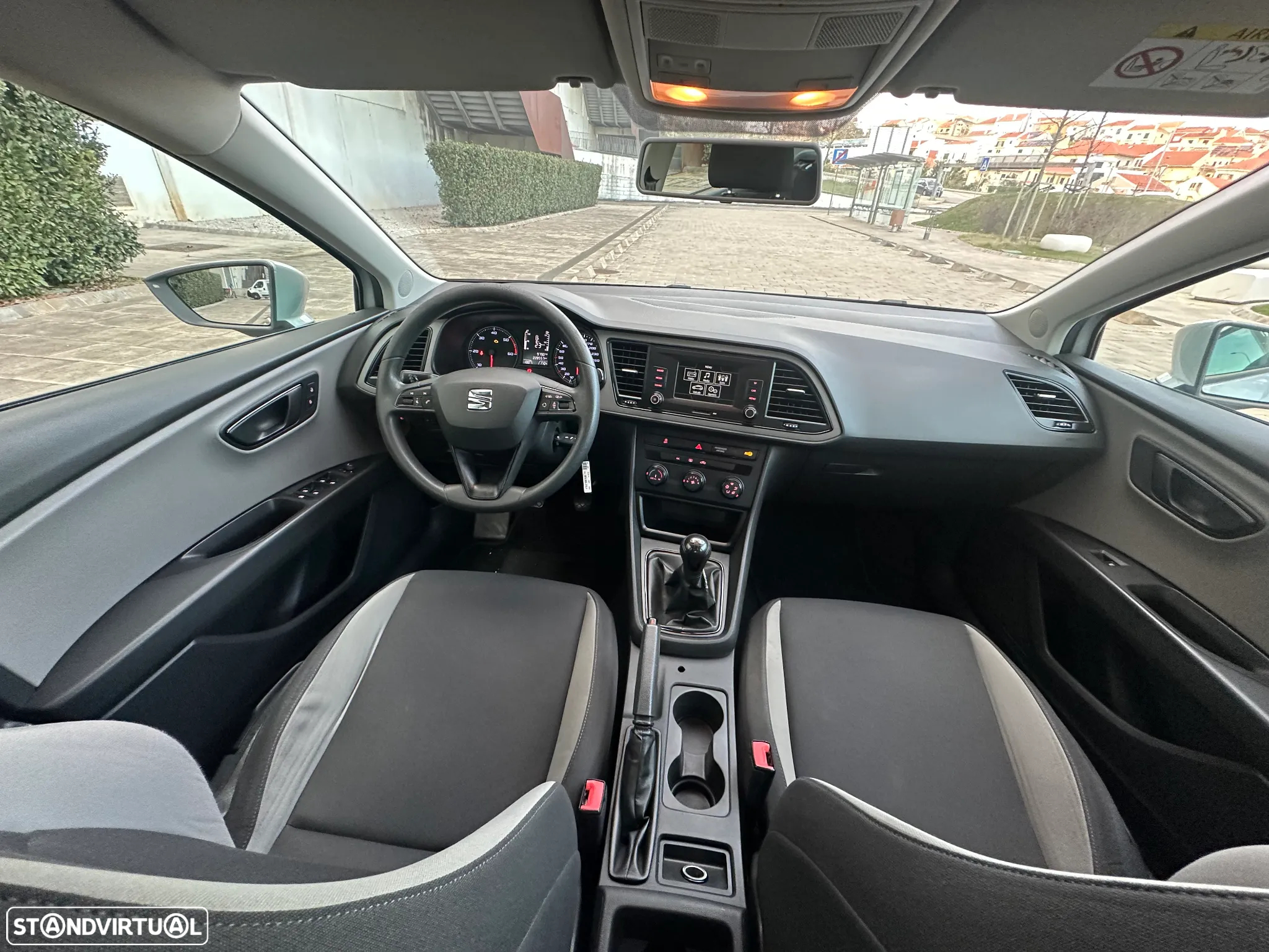 SEAT Leon 1.6 TDI Ecomotive Style - 28