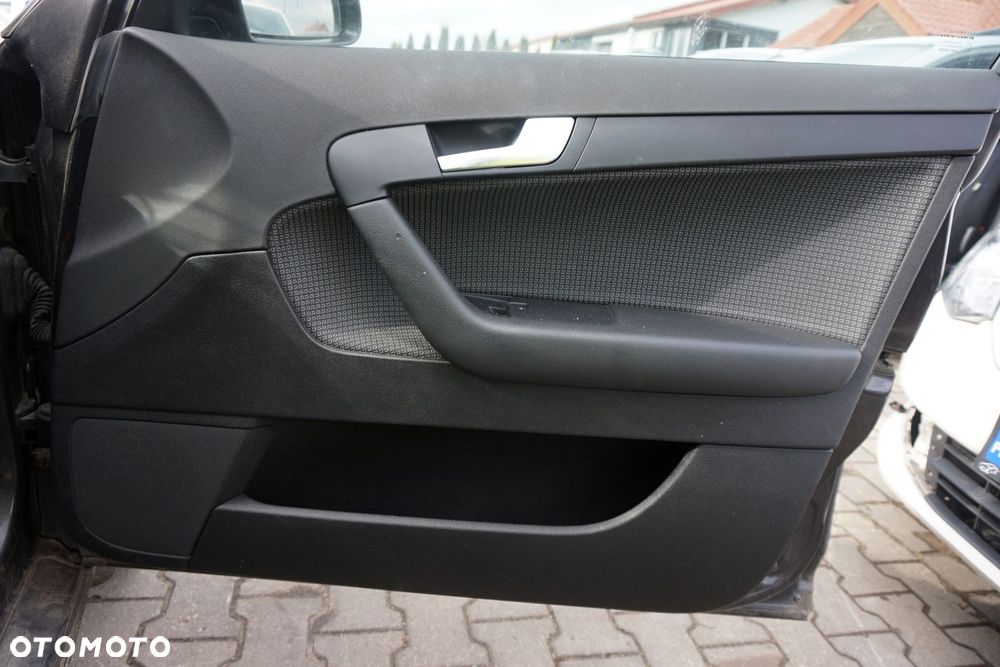 DRZWI PRZEDNIE PRAWE A3 8P 5D HB LZ7L  SZARY AUDI 2003-2008 - 10