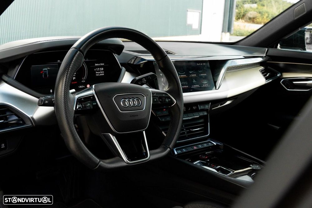 Audi e-tron GT quattro - 11