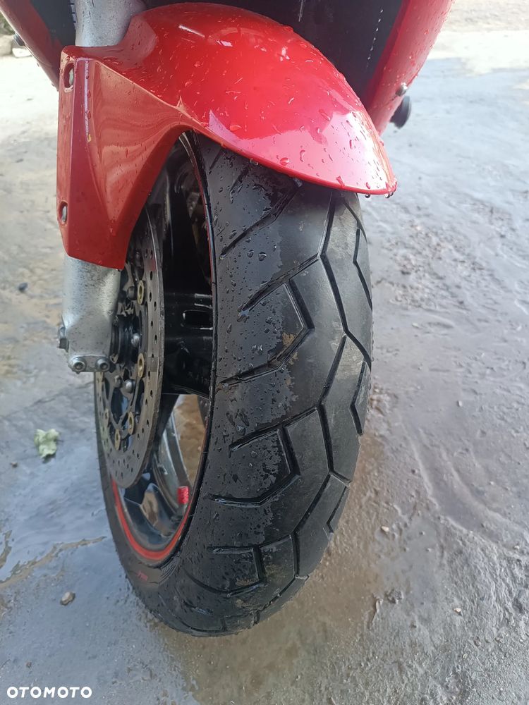 Honda CBR - 6
