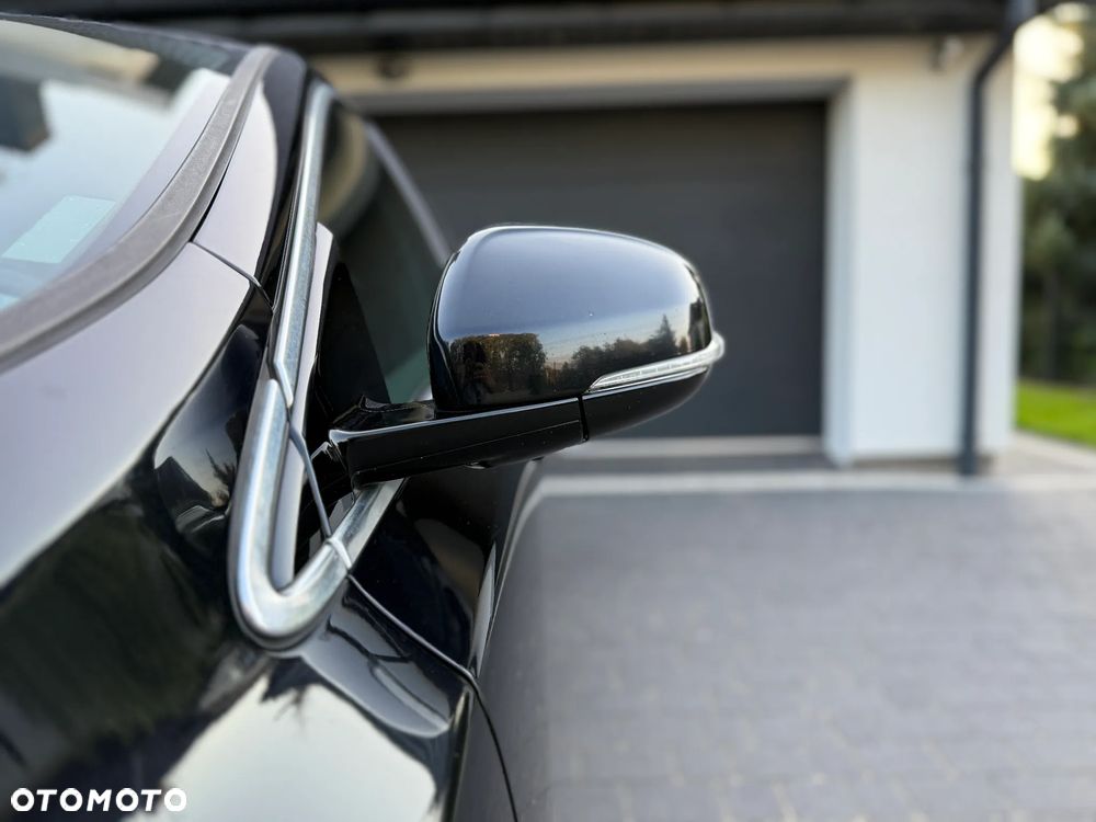 Volvo V40 D3 Momentum - 37