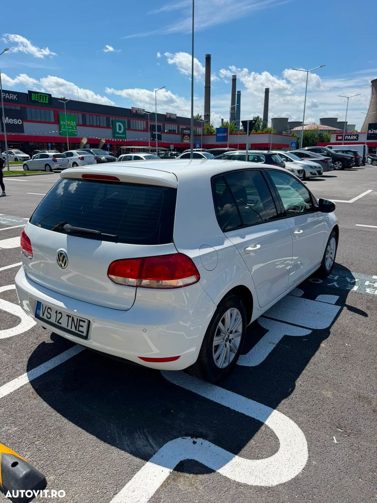 Volkswagen Golf 1.6 TDI DPF Comfortline - 4