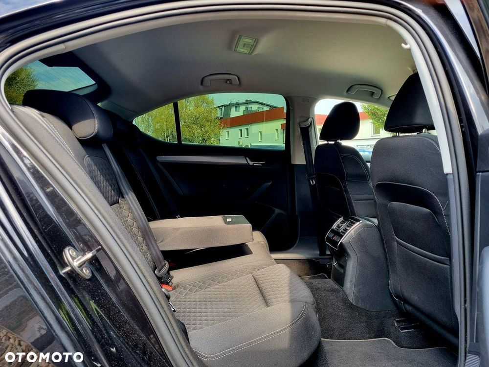 Skoda Superb 1.8 TSI DSG Style - 12