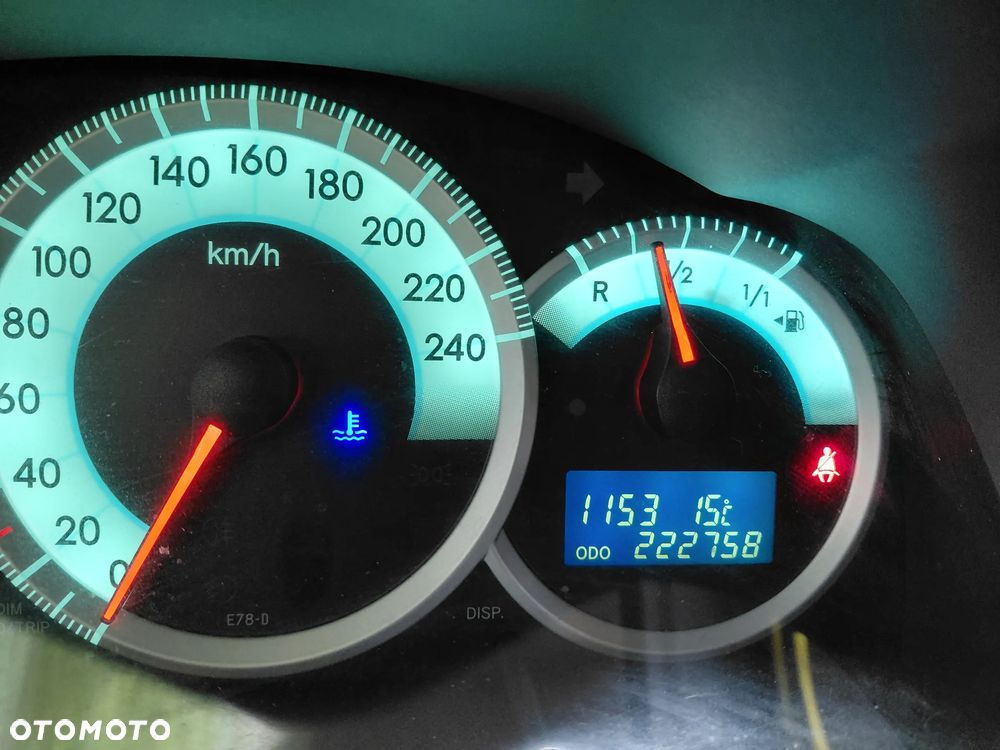 Toyota Corolla Verso 1.8 Luna - 10