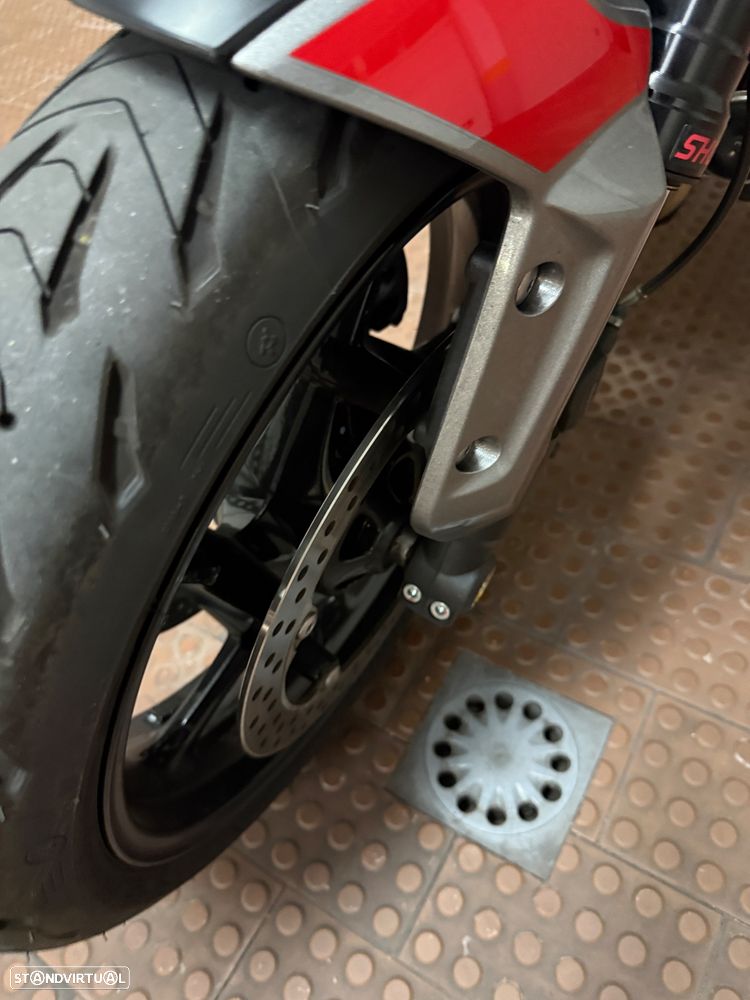 Triumph Trident Trident 660 - 11