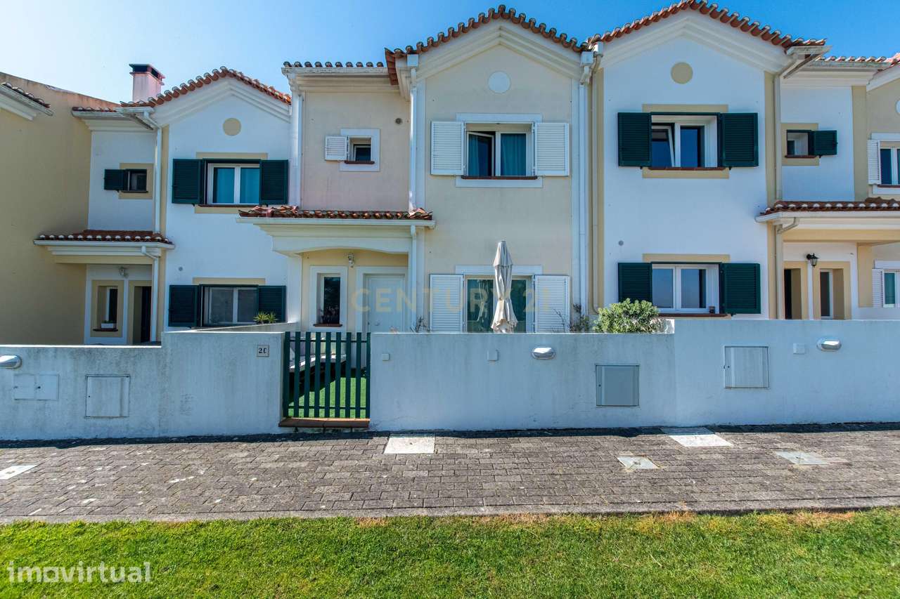 Moradia T4 em Condomínio Privado | Exclusividade, Conforto e Qualidade - Grande imagem: 2/60