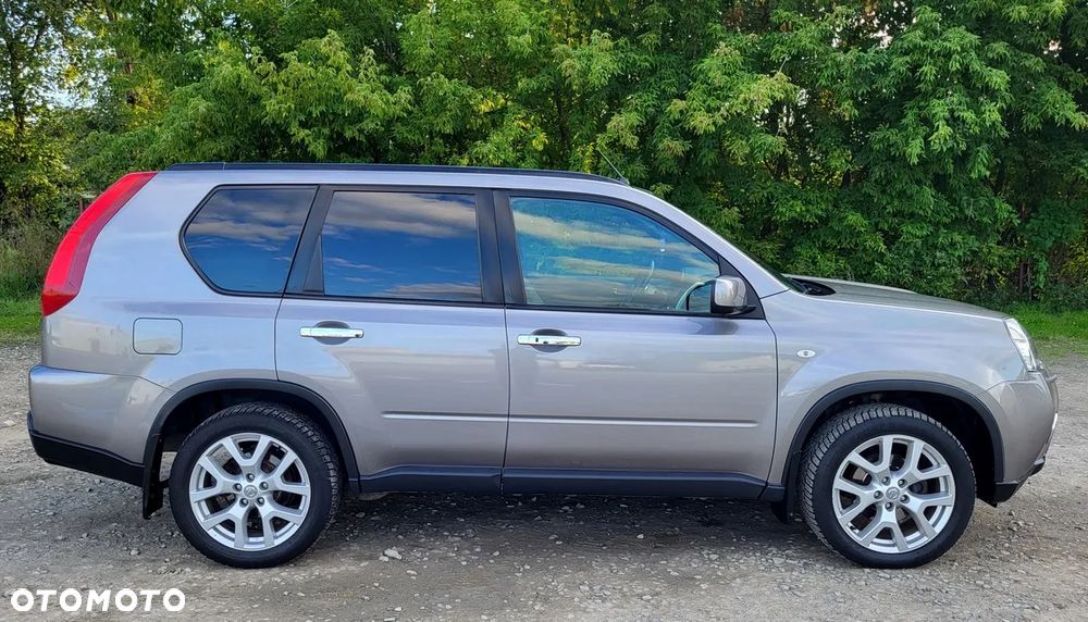 Nissan X-Trail 2.0 dCi 4x4 DPF Platinum - 8