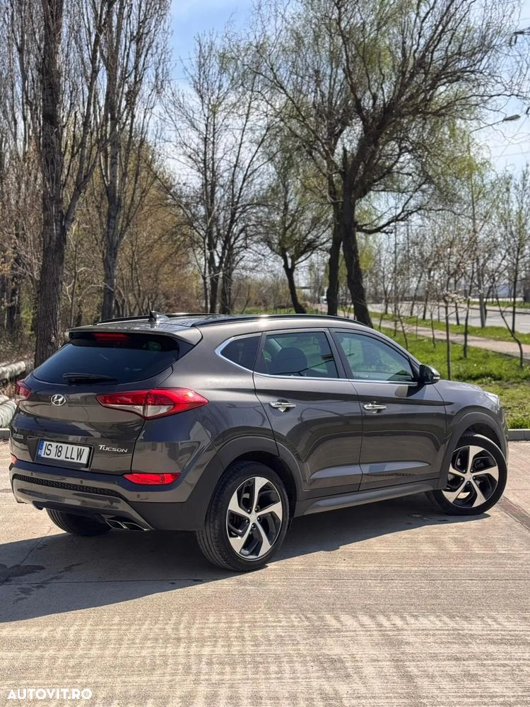 Hyundai Tucson - 13
