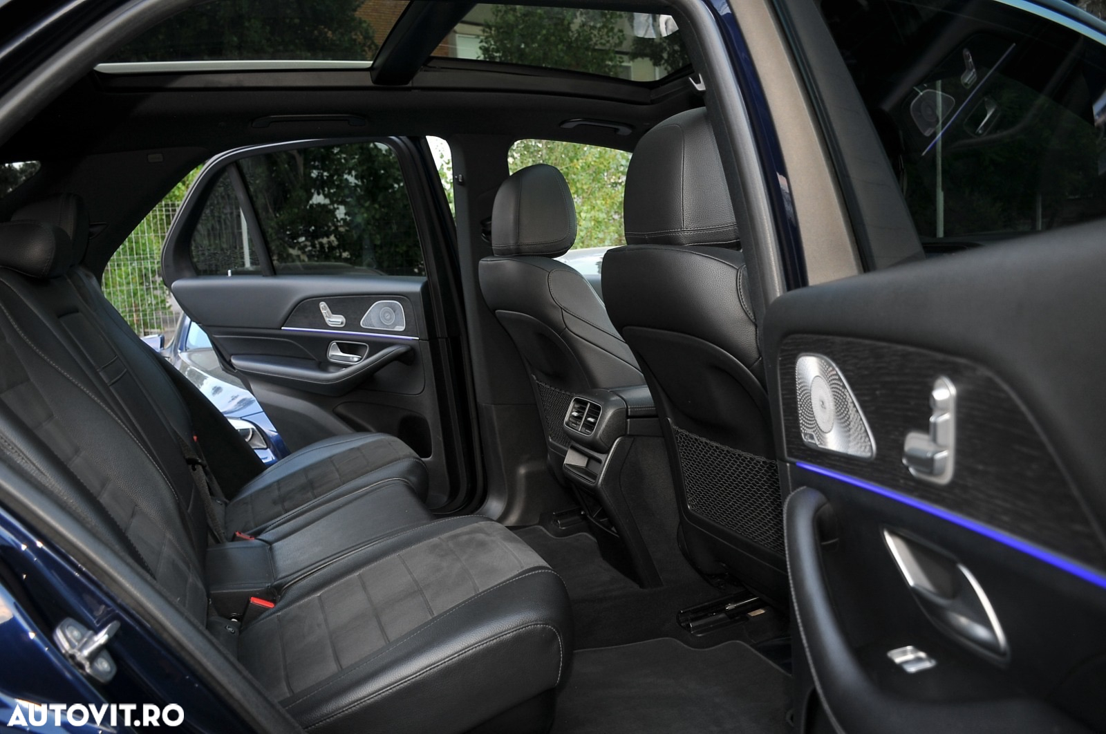Mercedes-Benz GLE 350 d 4Matic 9G-TRONIC AMG Line - 12