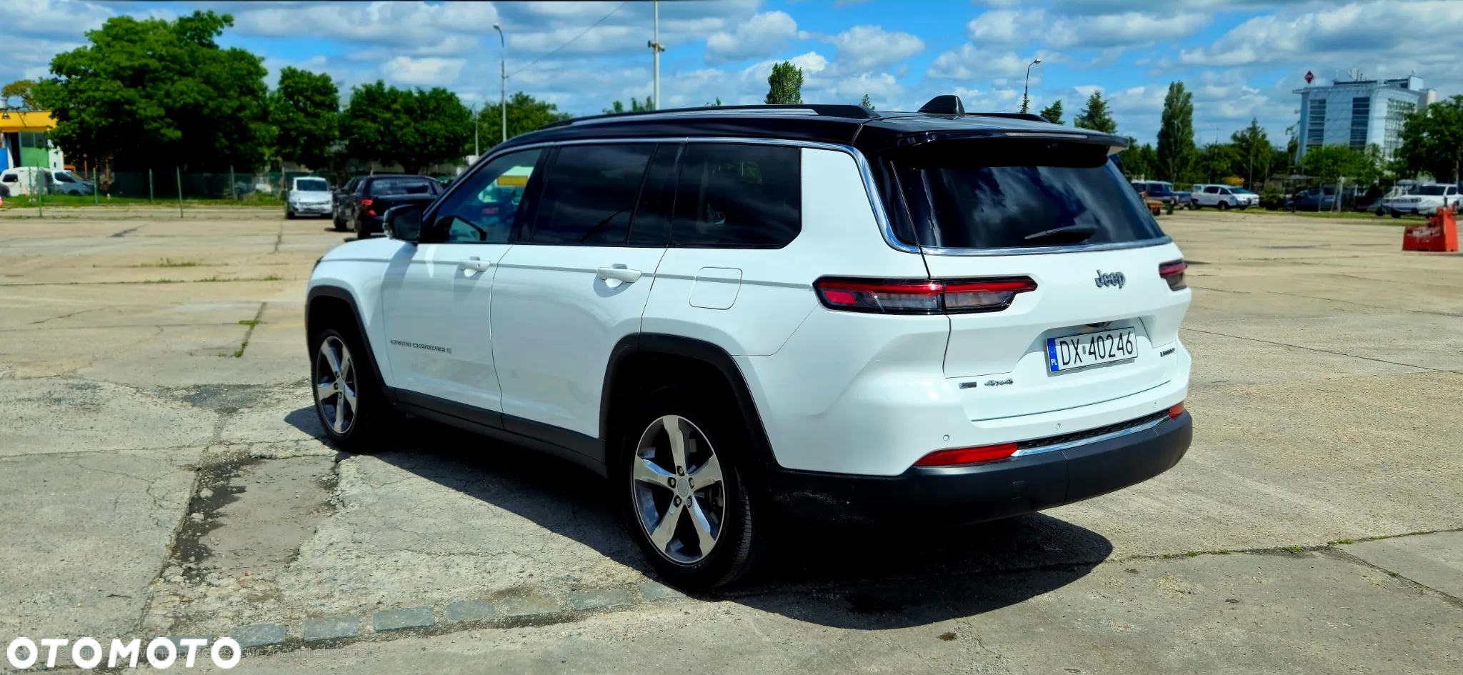 Jeep Grand Cherokee 3.6 V6 Summit - 12