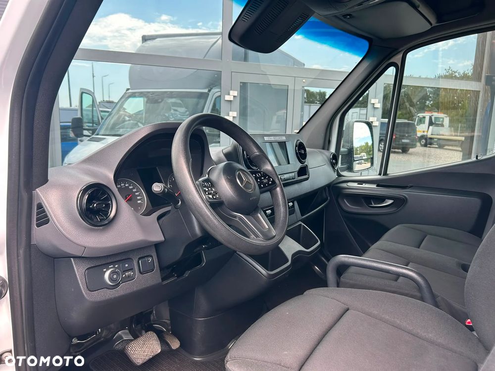 Mercedes-Benz Sprinter 516 CDI Kontener 9 palet + winda 750kg + drzwi boczne **Mbux**Klima**Automat**Super stan**Sprowadzony** - 10