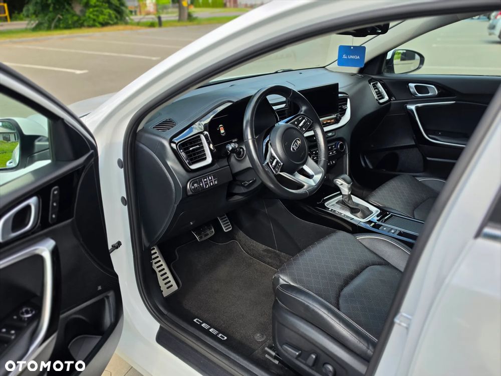 Kia Ceed 1.5 T-GDI DCT7 OPF (48V Mild Hybrid) Platinum Edition - 14