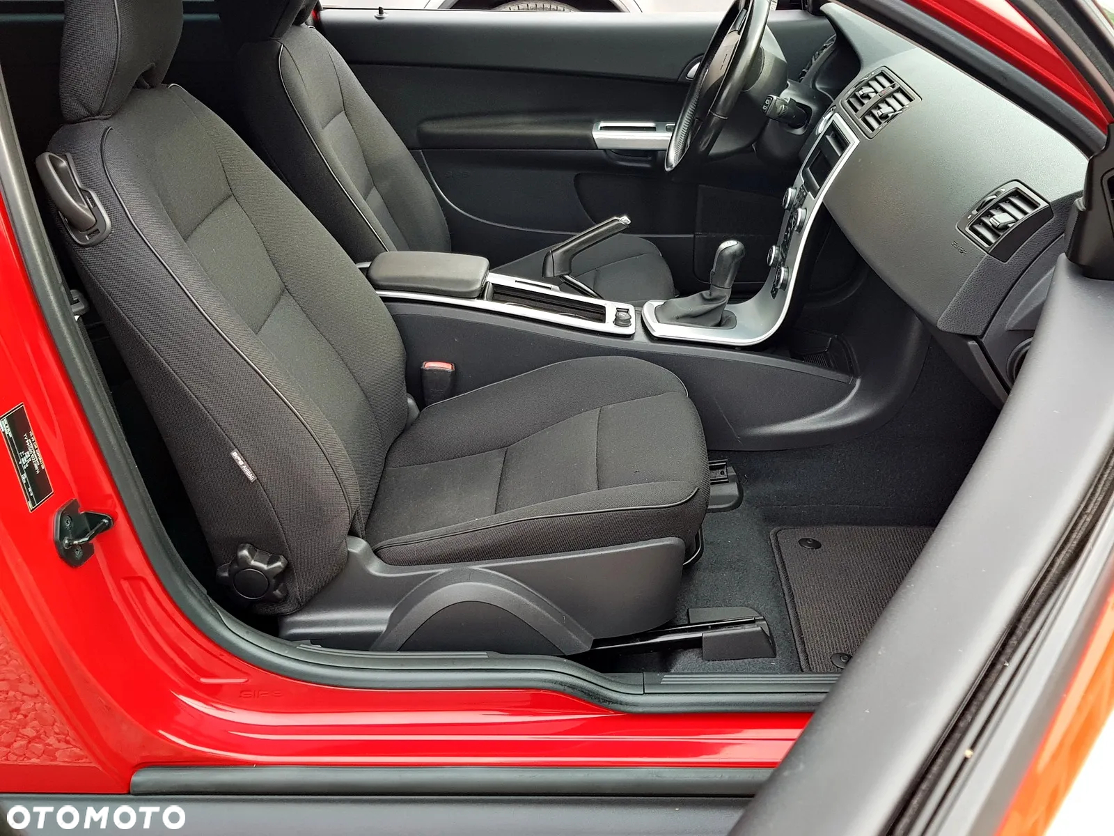 Volvo C30 D4 Momentum - 20