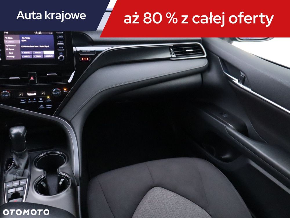 Toyota Camry - 10