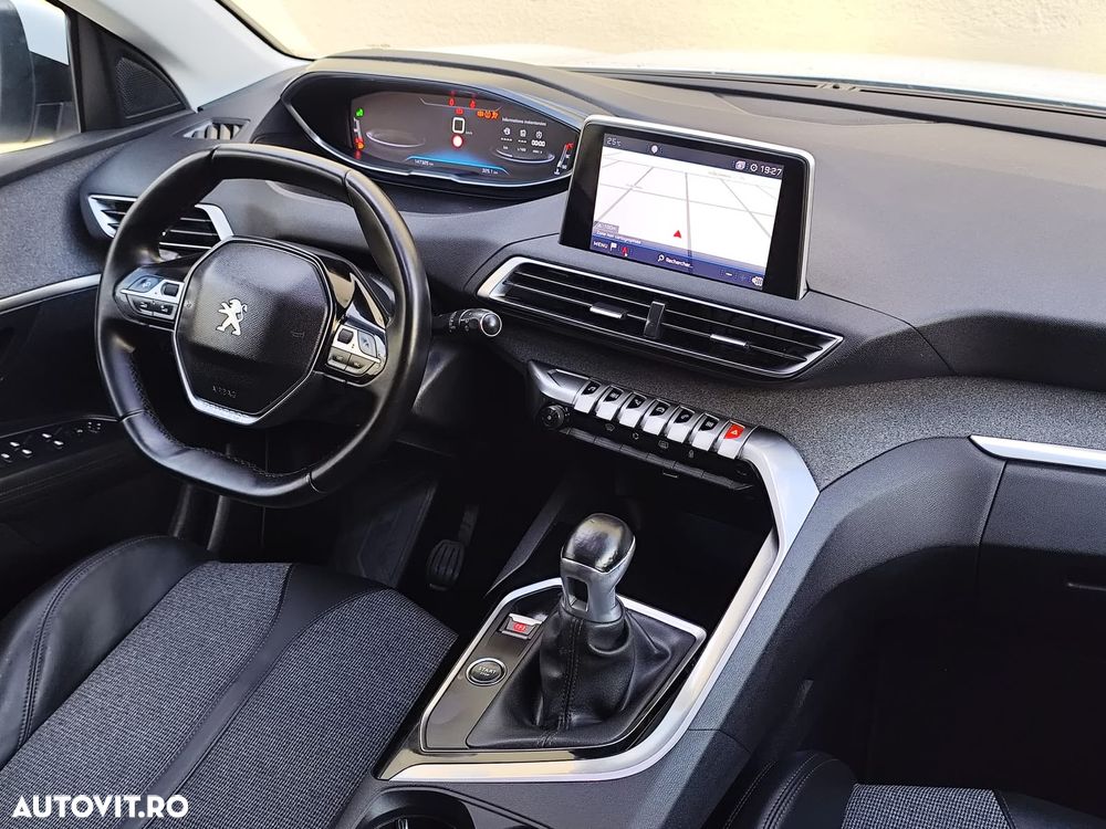 Peugeot 3008 - 12