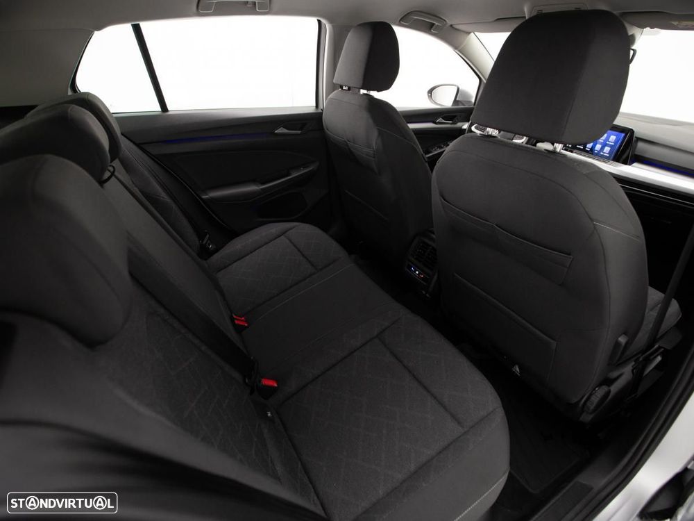 VW Golf - 11