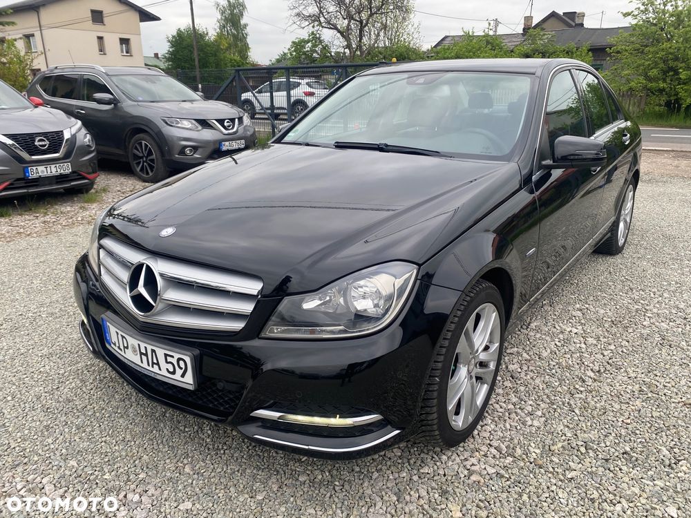 Mercedes-Benz Klasa C 180 CGI Automatik BlueEFFICIENCY Avantgarde - 7