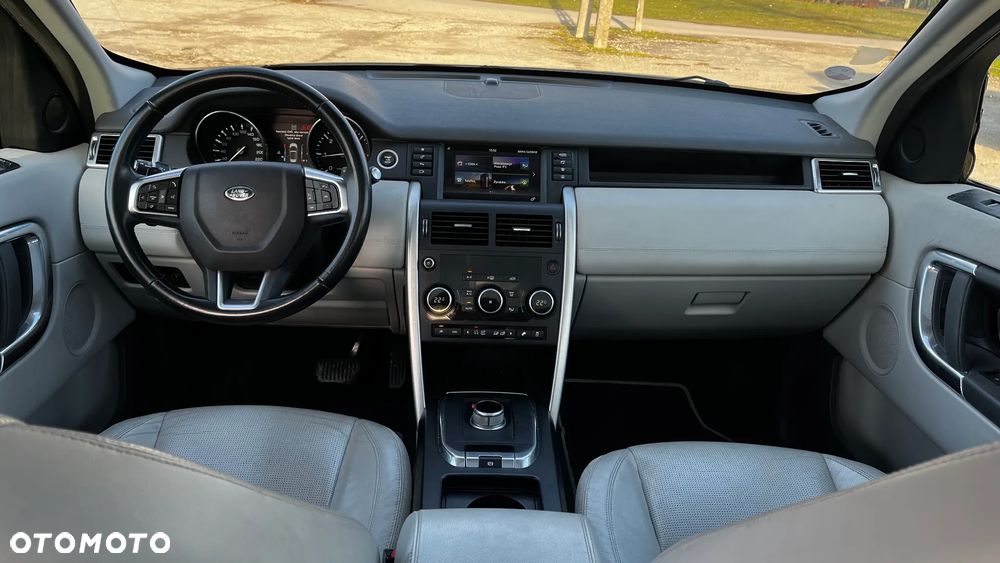 Land Rover Discovery Sport TD4 SE - 5