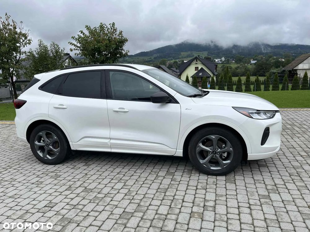 Ford Kuga 1.5 EcoBoost ST-LINE X - 16
