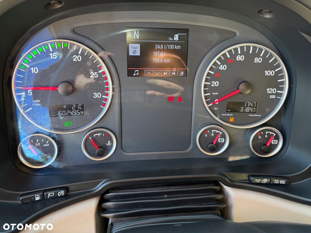 MAN TGX 18.510 KM RETARDER / VIN "LP" 2020 / POLSKI SALON / 602 TYS. KM ORYGINALNY PRZEBIEG / LODÓWKA / 2 ZBIORNIKI PALIWOWE 1160 L / LED / SILNIK 510 KM !! - 23
